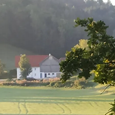 Maerzenburghof
